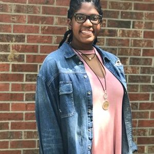 Meet your Posher, Christy